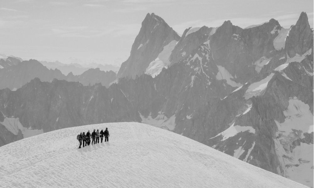 Glacier hike with corporate team activity by Chamex events.