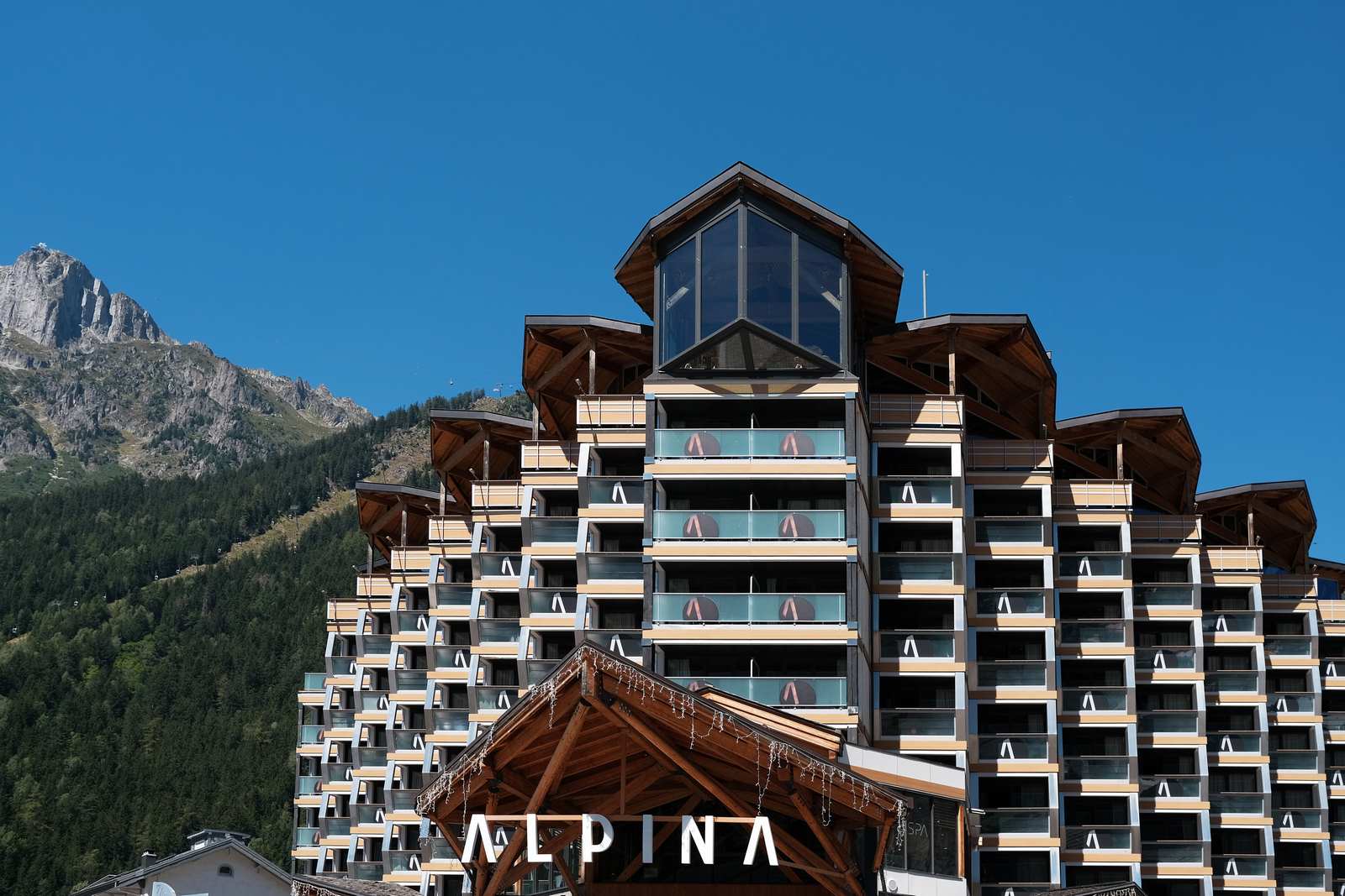 Alpina Hotel